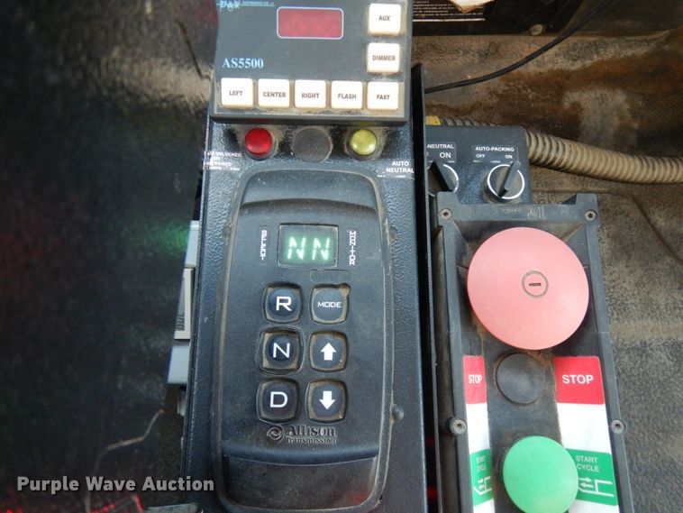 image for item IO9649 2012 International WorkStar 7400  refuse truck