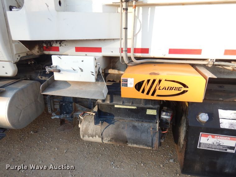 image for item IO9649 2012 International WorkStar 7400  refuse truck