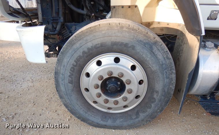 image for item IO9649 2012 International WorkStar 7400  refuse truck