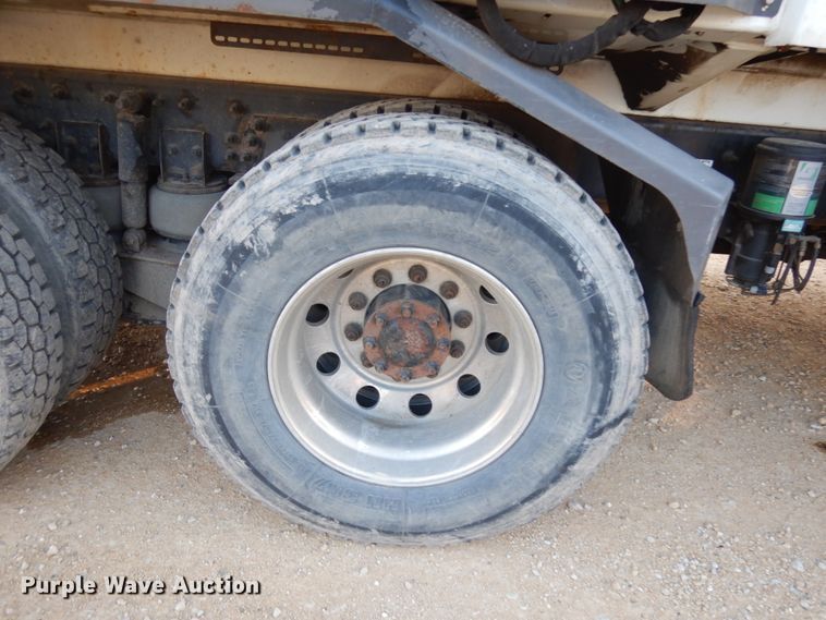 image for item IO9649 2012 International WorkStar 7400  refuse truck