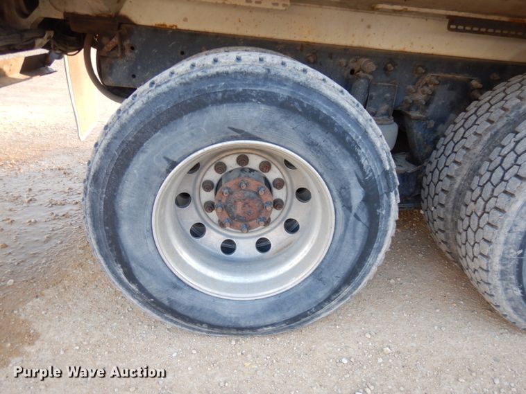 image for item IO9649 2012 International WorkStar 7400  refuse truck