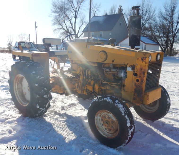 image for item IO9655 1974 Case 580B Construction King  tractor