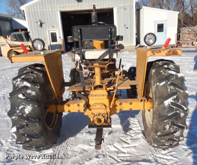 image for item IO9655 1974 Case 580B Construction King  tractor