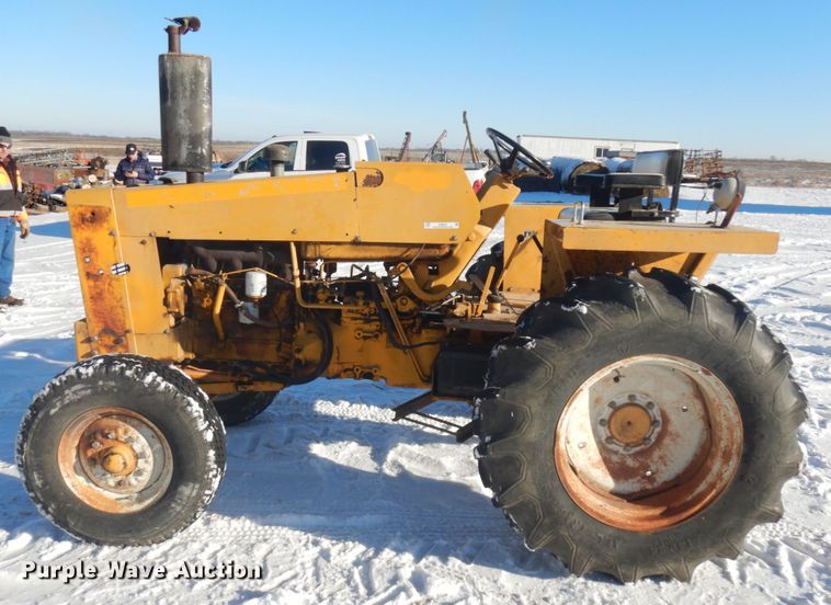 image for item IO9655 1974 Case 580B Construction King  tractor