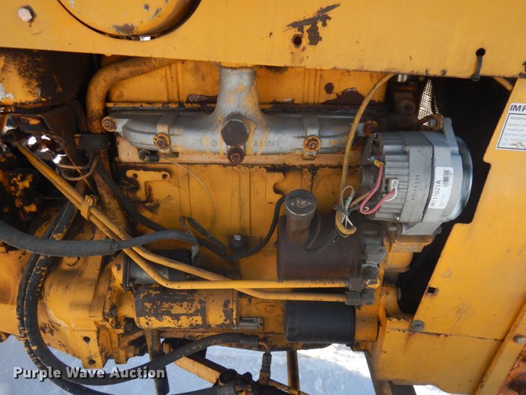 image for item IO9655 1974 Case 580B Construction King  tractor