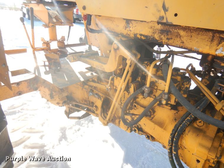 image for item IO9655 1974 Case 580B Construction King  tractor