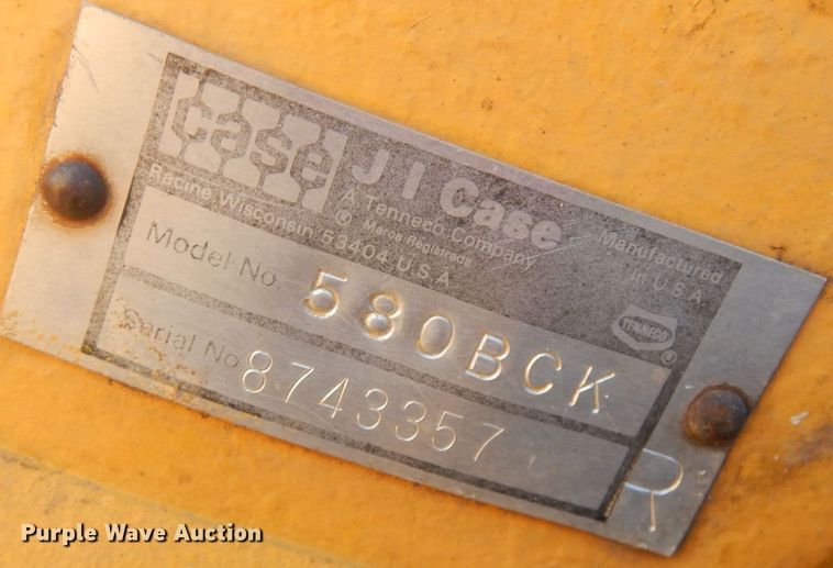 image for item IO9655 1974 Case 580B Construction King  tractor