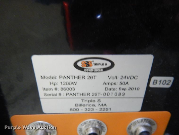 image for item IO9659 2010 Triple S Panther 26T  floor scrubber