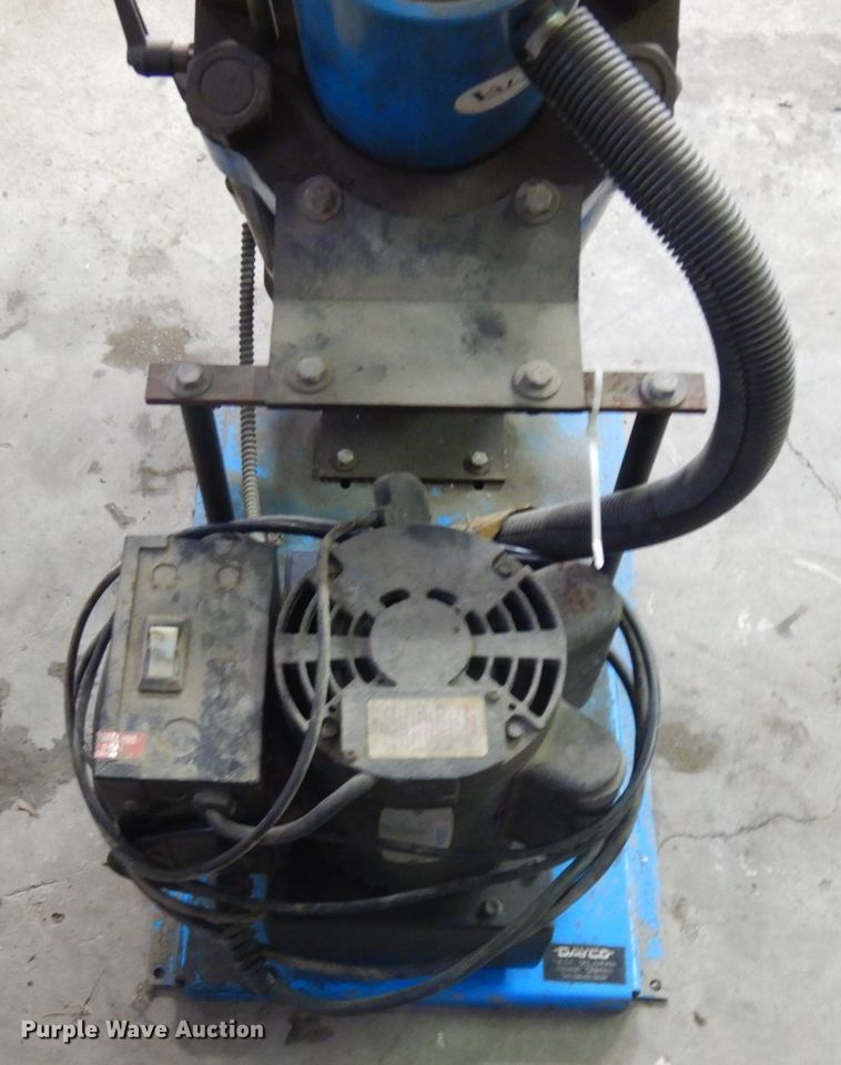 image for item IO9665 Drayco D206DC  hose crimper