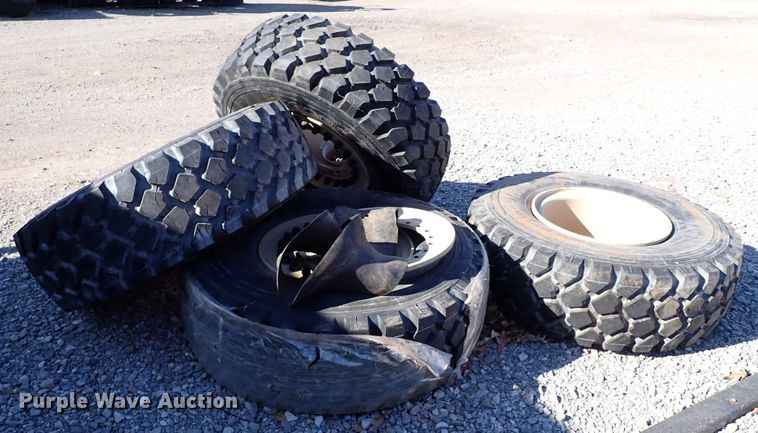 image for item IS9332 (4) Michelin 395/85R20 tires and wheels