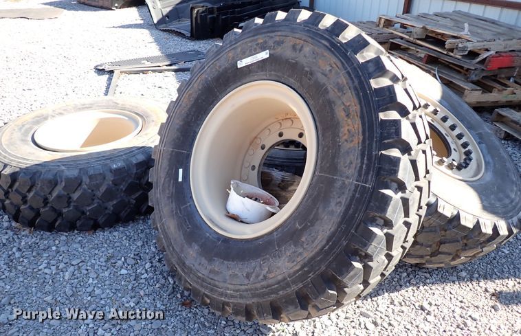 image for item IS9332 (4) Michelin 395/85R20 tires and wheels