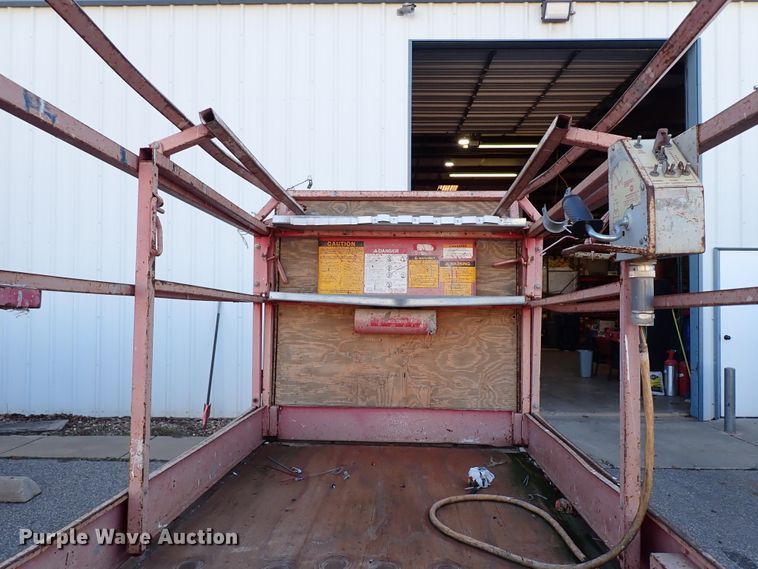 image for item IS9334 1997 Mec 254HT  scissor lift