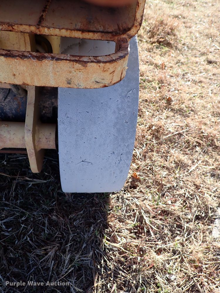 image for item IS9339 JLG 2032E2  scissor lift