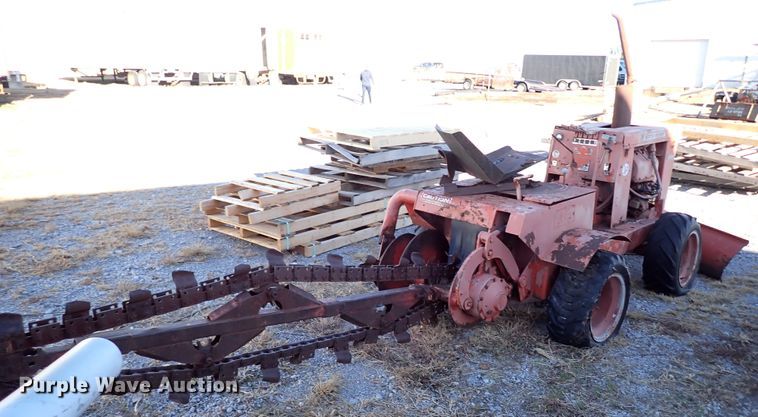 image for item IS9340 Ditch Witch V30  trencher