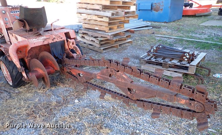 image for item IS9340 Ditch Witch V30  trencher