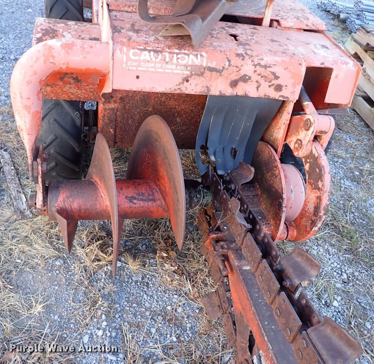 image for item IS9340 Ditch Witch V30  trencher