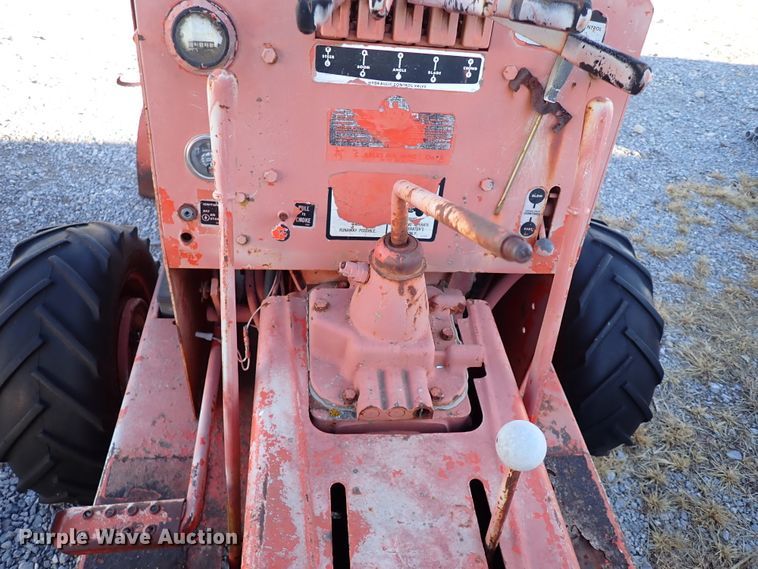 image for item IS9340 Ditch Witch V30  trencher