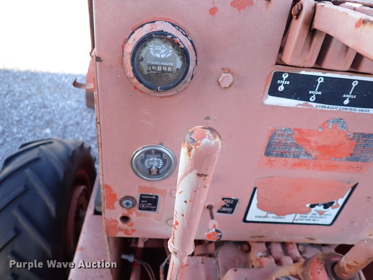 image for item IS9340 Ditch Witch V30  trencher