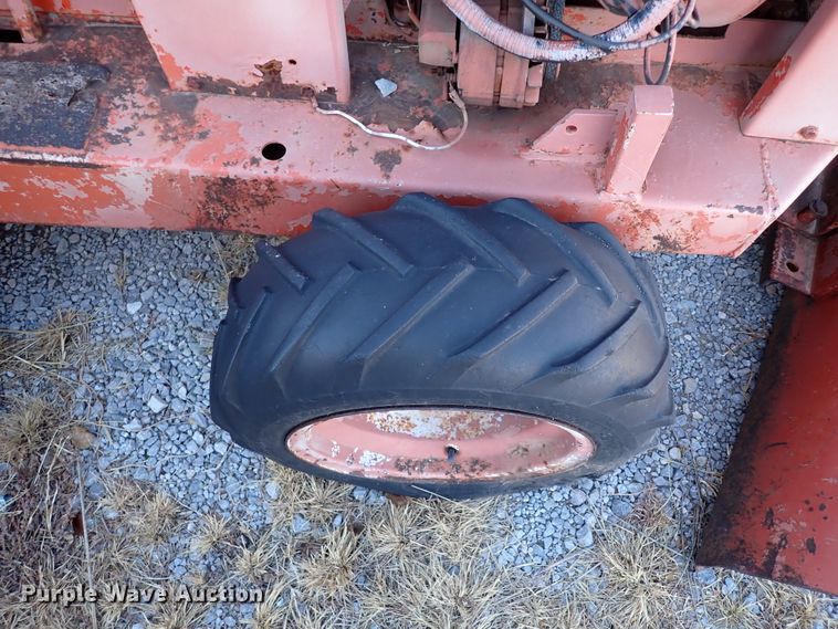 image for item IS9340 Ditch Witch V30  trencher