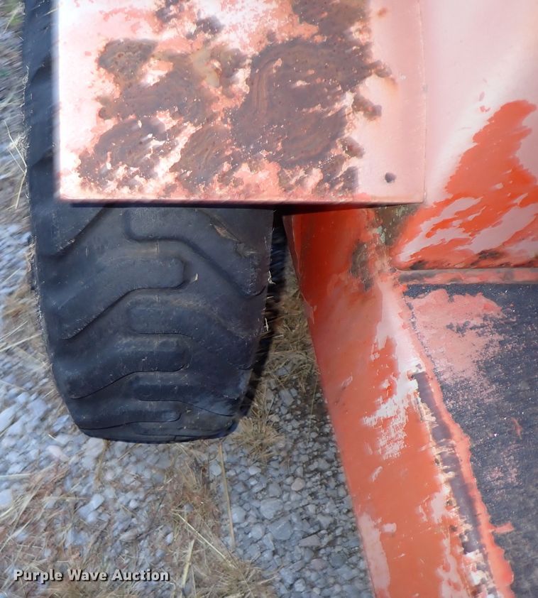 image for item IS9340 Ditch Witch V30  trencher