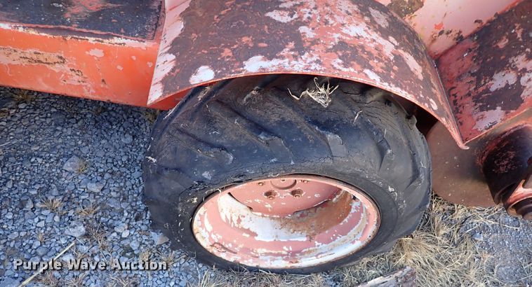 image for item IS9340 Ditch Witch V30  trencher