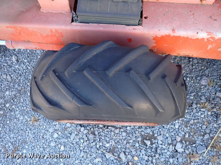 image for item IS9340 Ditch Witch V30  trencher