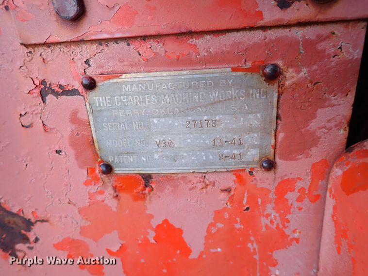 image for item IS9340 Ditch Witch V30  trencher