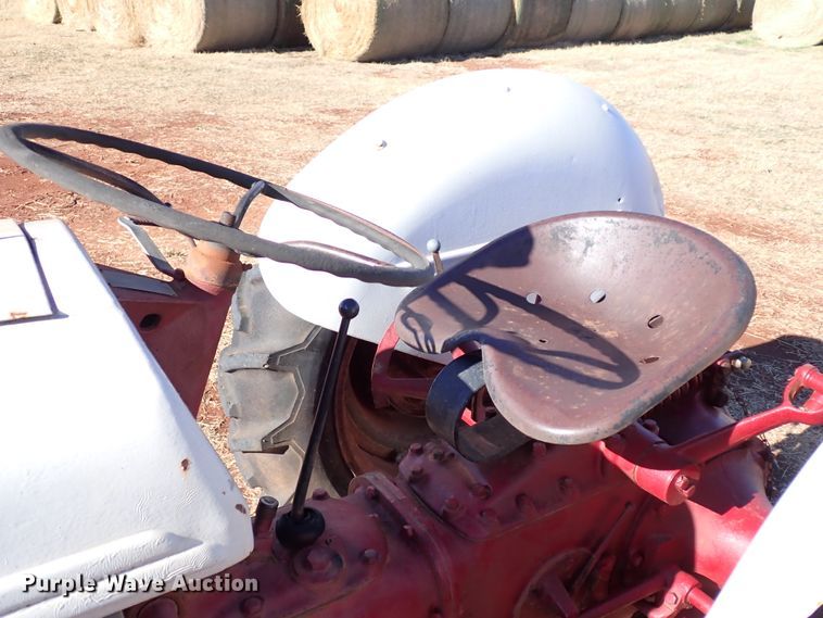 image for item IS9346 Ford 9N  tractor