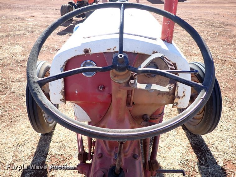 image for item IS9346 Ford 9N  tractor