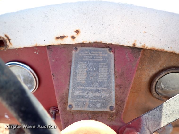 image for item IS9346 Ford 9N  tractor