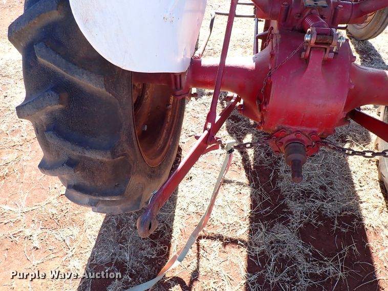 image for item IS9346 Ford 9N  tractor