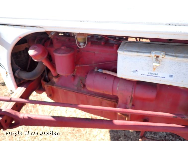 image for item IS9346 Ford 9N  tractor
