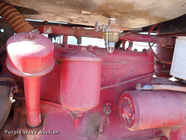 image for item IS9346 Ford 9N  tractor