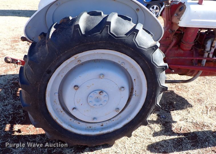 image for item IS9346 Ford 9N  tractor