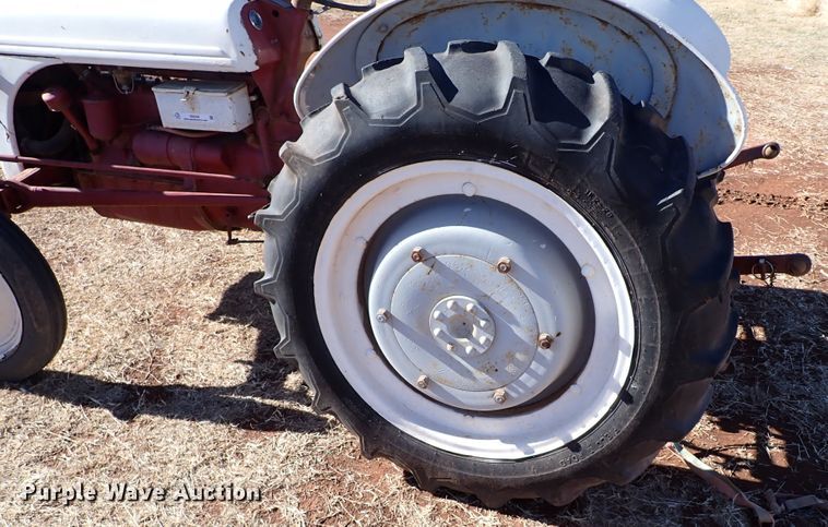 image for item IS9346 Ford 9N  tractor