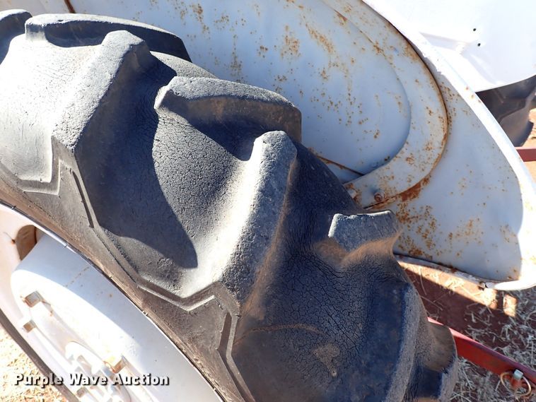 image for item IS9346 Ford 9N  tractor