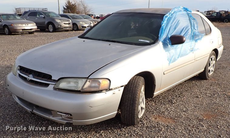 image for item IS9358 1999 Nissan Altima GXE