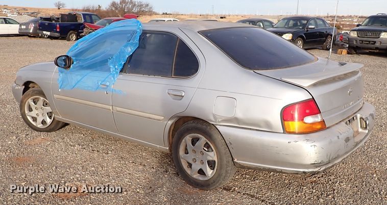 image for item IS9358 1999 Nissan Altima GXE