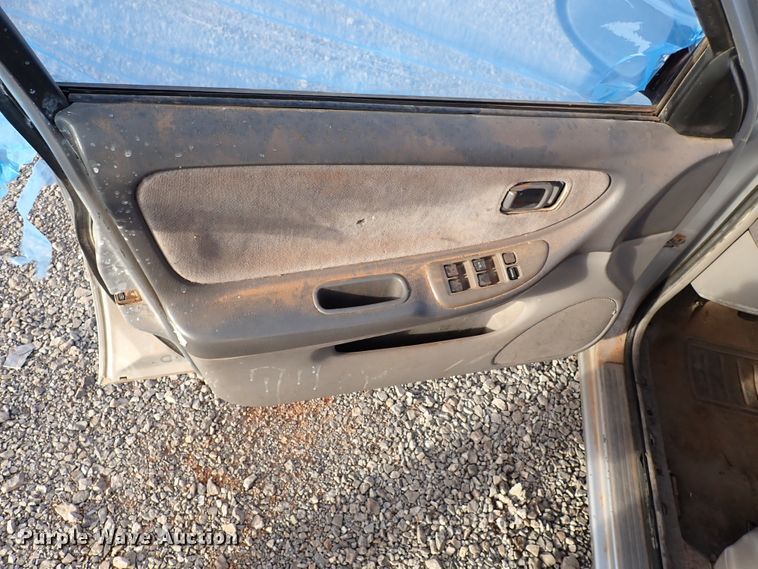 image for item IS9358 1999 Nissan Altima GXE