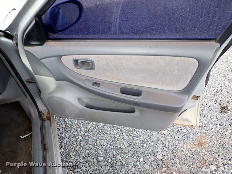 image for item IS9358 1999 Nissan Altima GXE