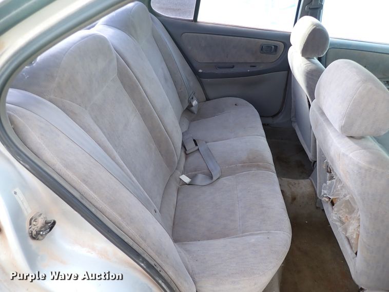 image for item IS9358 1999 Nissan Altima GXE