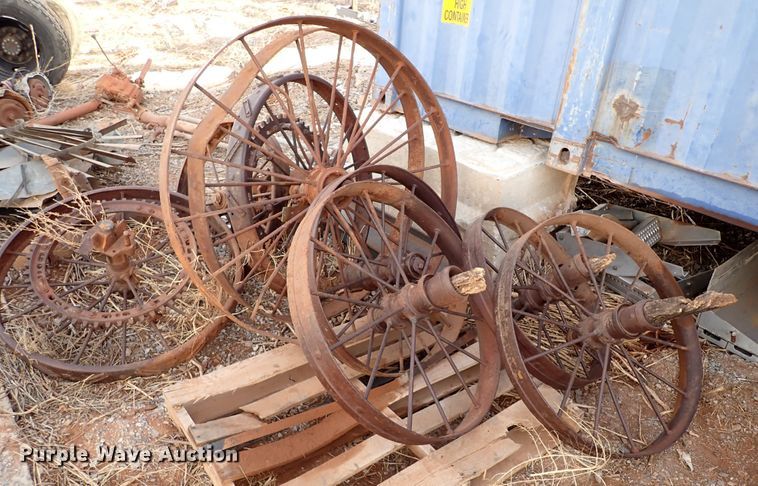 image for item IS9361 Approximately 8 wagon wheels