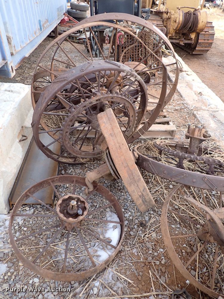 image for item IS9361 Approximately 8 wagon wheels