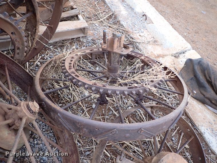 image for item IS9361 Approximately 8 wagon wheels