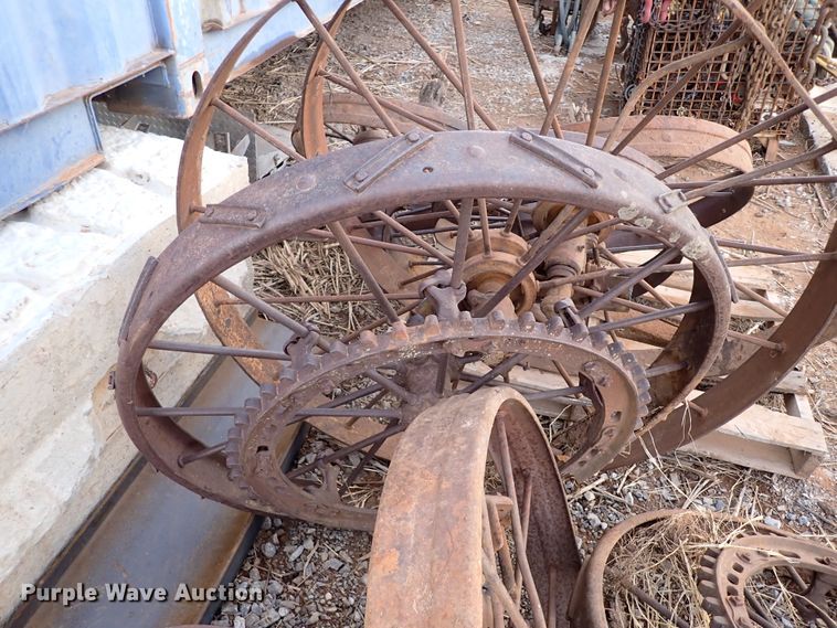 image for item IS9361 Approximately 8 wagon wheels