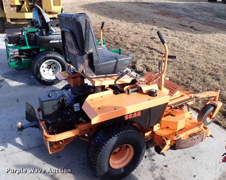 image for item IS9383 (2) ZTR lawn mowers