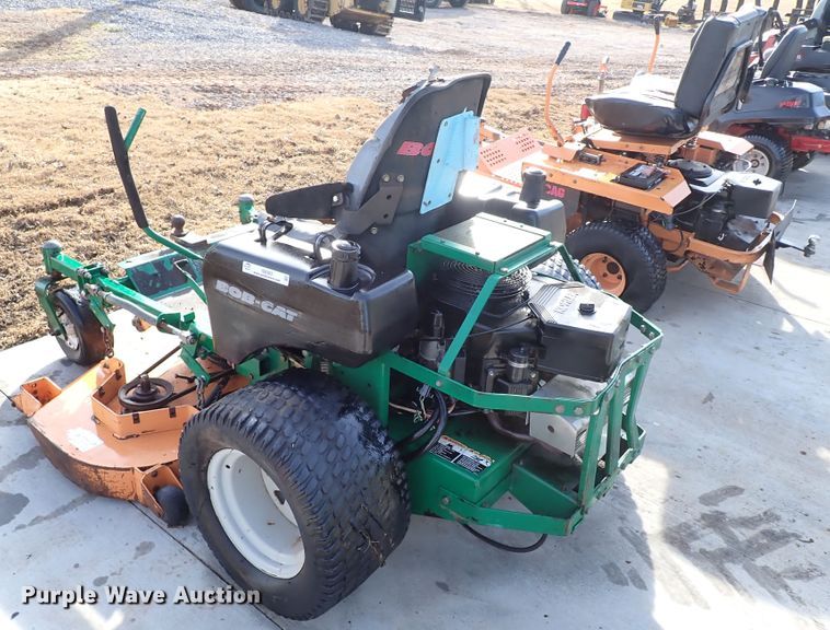 image for item IS9383 (2) ZTR lawn mowers