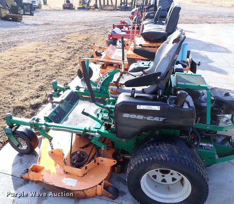 image for item IS9383 (2) ZTR lawn mowers