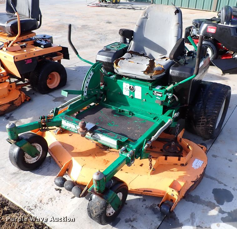 image for item IS9383 (2) ZTR lawn mowers