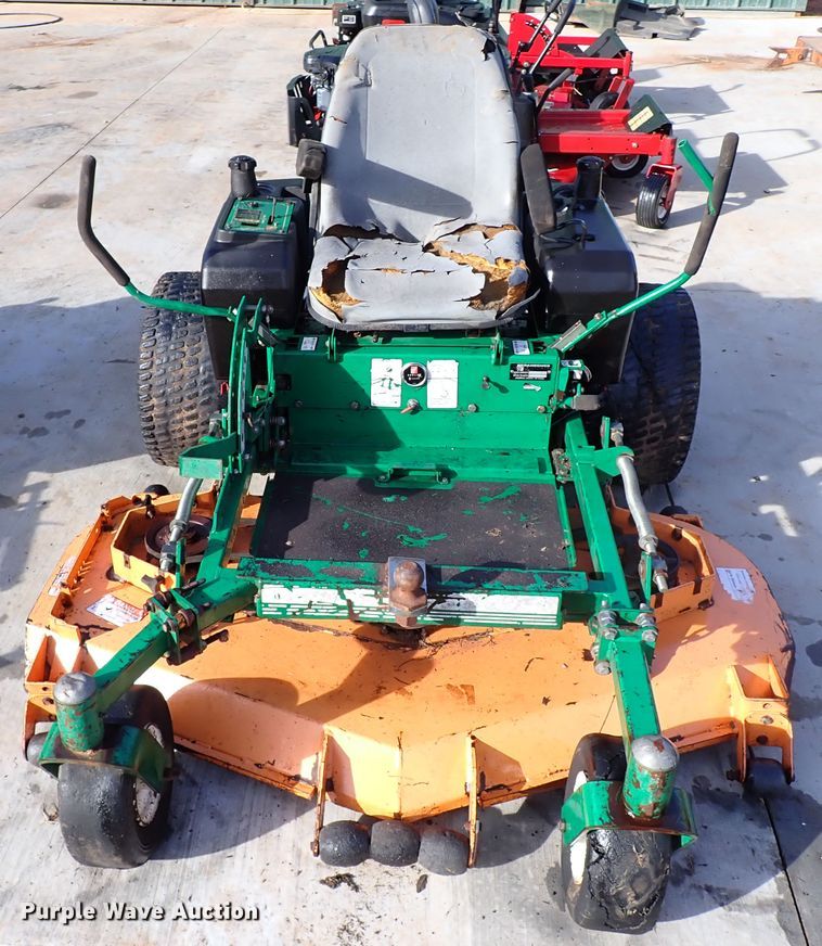 image for item IS9383 (2) ZTR lawn mowers